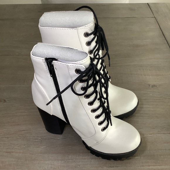 Womens Lace Up Block Heel Ankle Boot - 8 - Picture 8 of 8